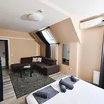 Végvári 3*