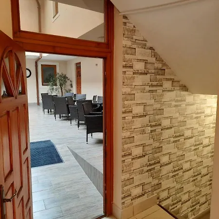 Hotel Vegvari