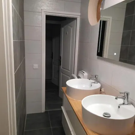 Hotell Vegvari 3*