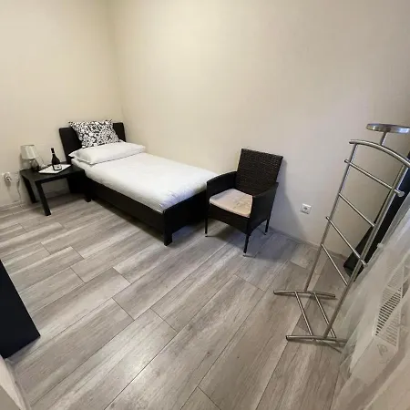Vegvari Hotel 3*