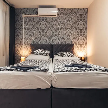 Vegvari Hotel 3*