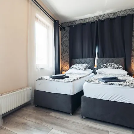 Vegvari 3*