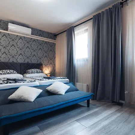 Vegvari Hotel 3*