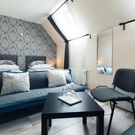 Hotel Vegvari 3*