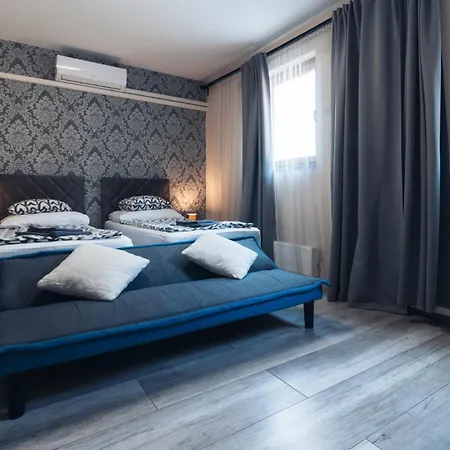 Hotel Vegvari 3*